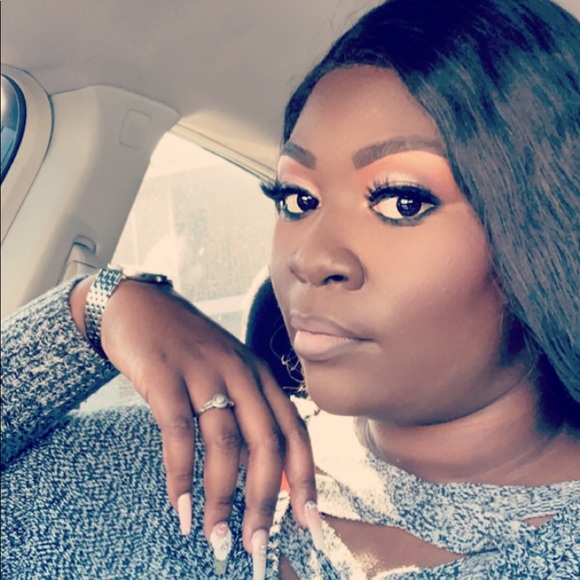 Meet your Posher, Betura - Picture 2 of 5